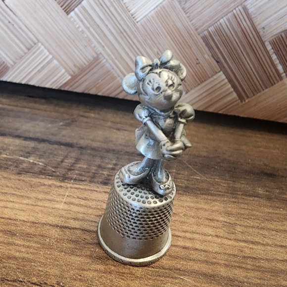 Disney Other - Walt Disney Minnie Mouse Pewter Sewing Thimble‎ Vintage Collectible Figurine